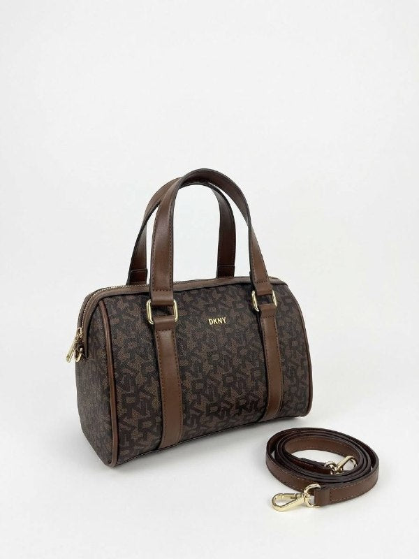 DKNY A7