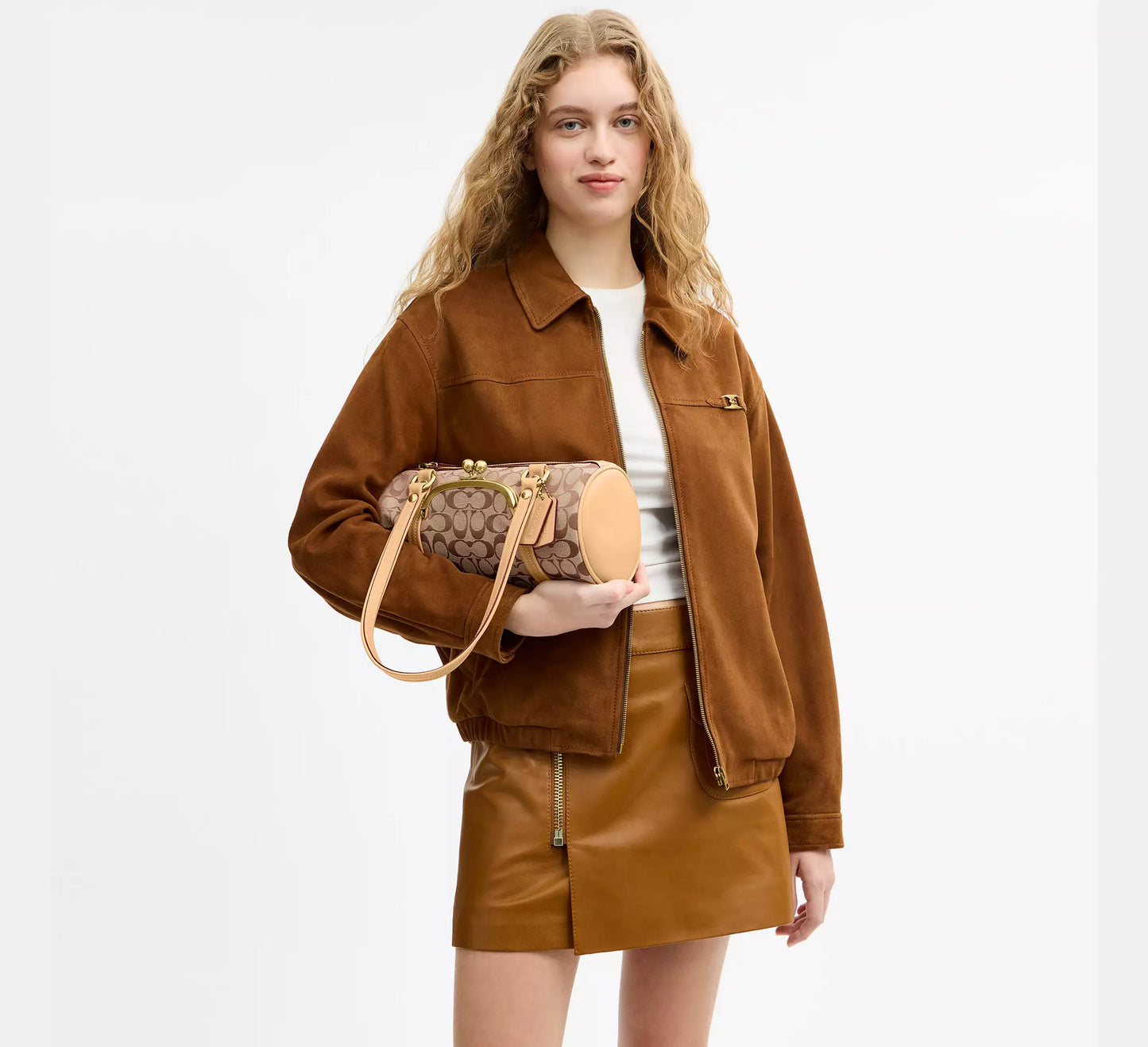 Kisslock Barrel Bag 28 In Signature Jacquard